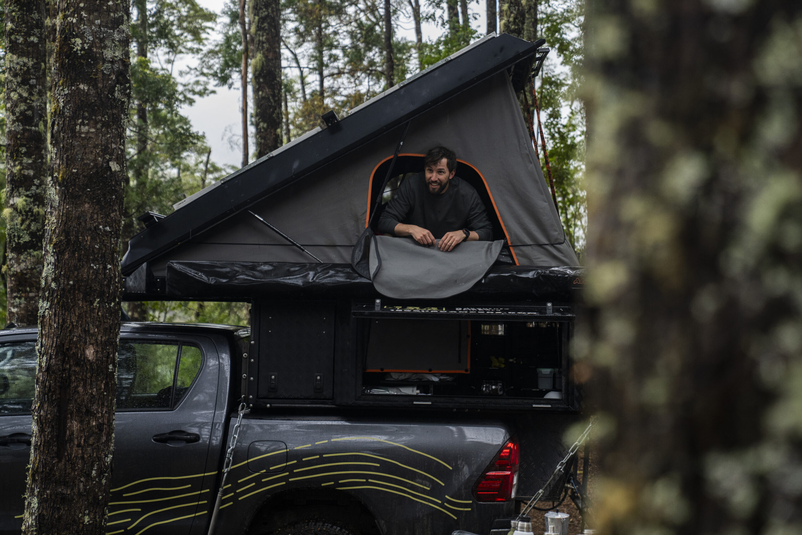 15. Khaya Camper Alu-Cab - Exterior.(1)