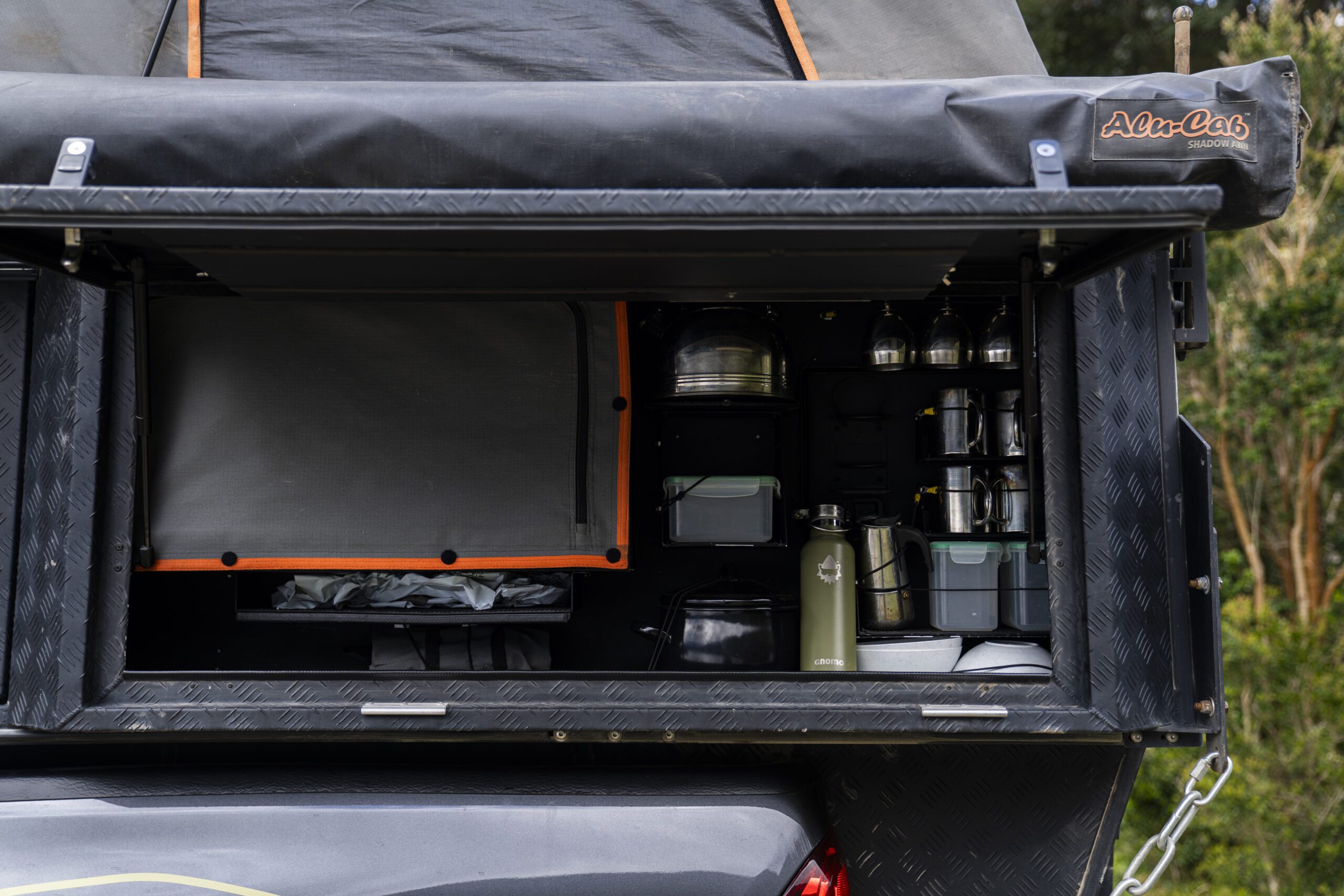 16. Khaya Camper Alu-Cab - Exterior.