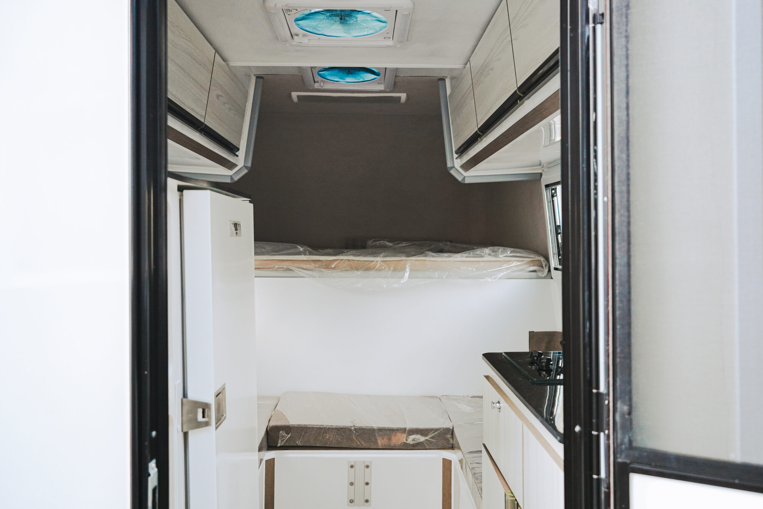 13 Camper ATLAS Duaron x 180 Sur