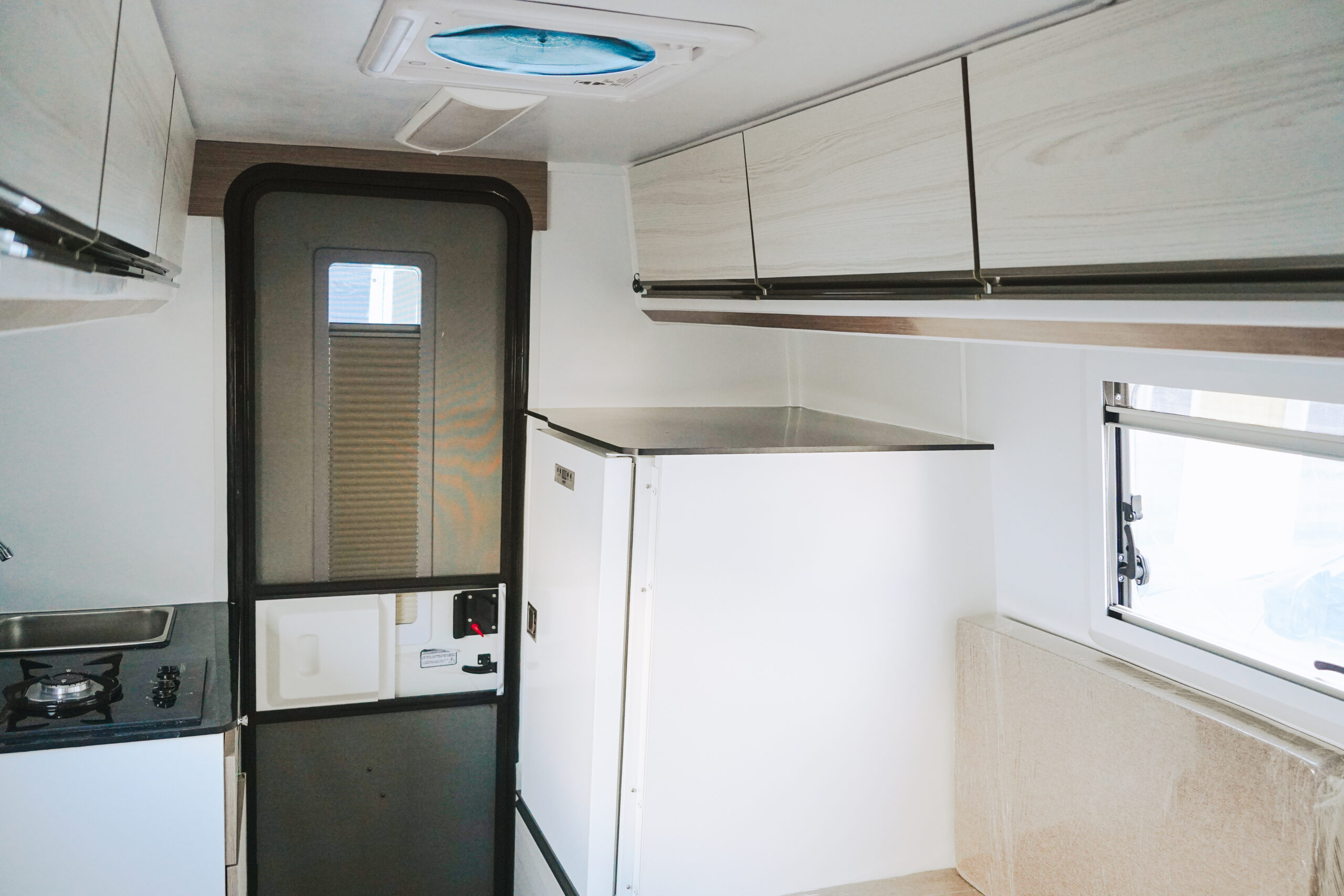 5. Camper ATLAS Duaron x 180 Sur